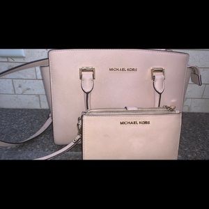 Micheal Kors Bag with Wallet